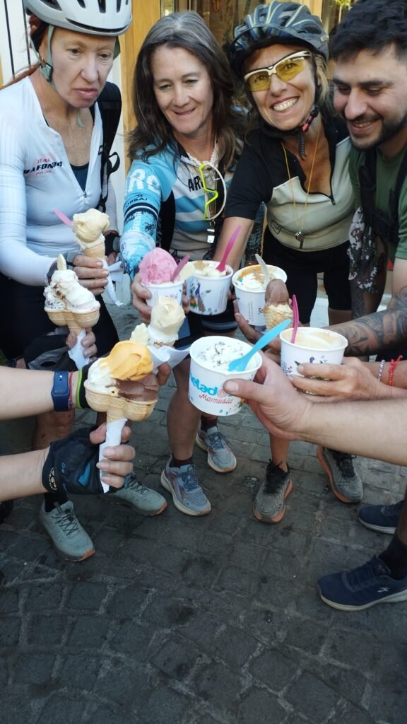 iamgen risas compartiendo helado